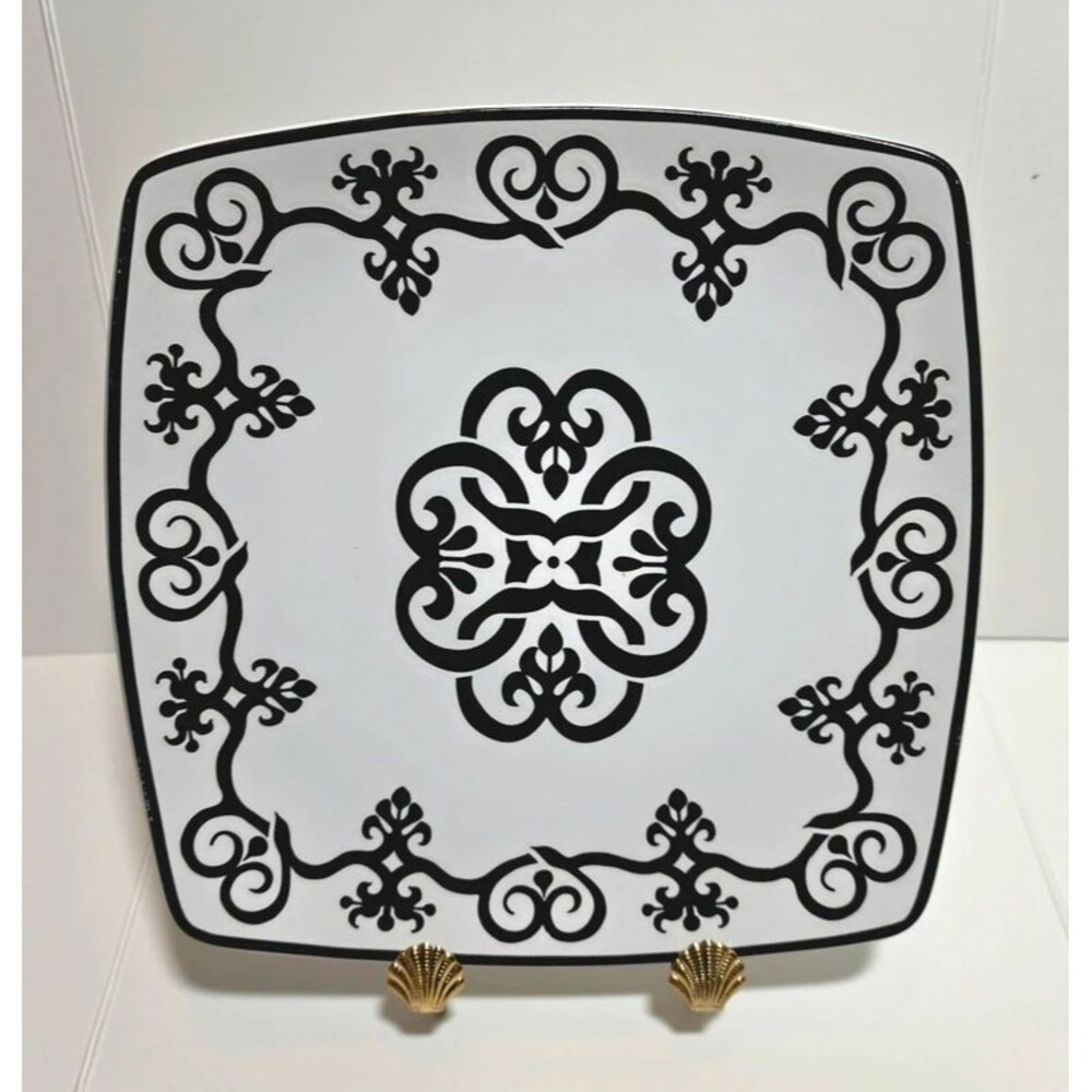 Black and White Square decorative/dinner plate